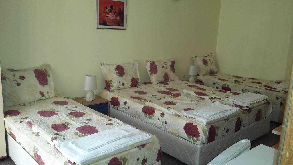 Guest House Pri Valyo Πριμόρσκο Εξωτερικό φωτογραφία