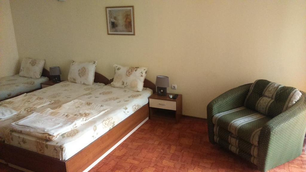 Guest House Pri Valyo Πριμόρσκο Εξωτερικό φωτογραφία